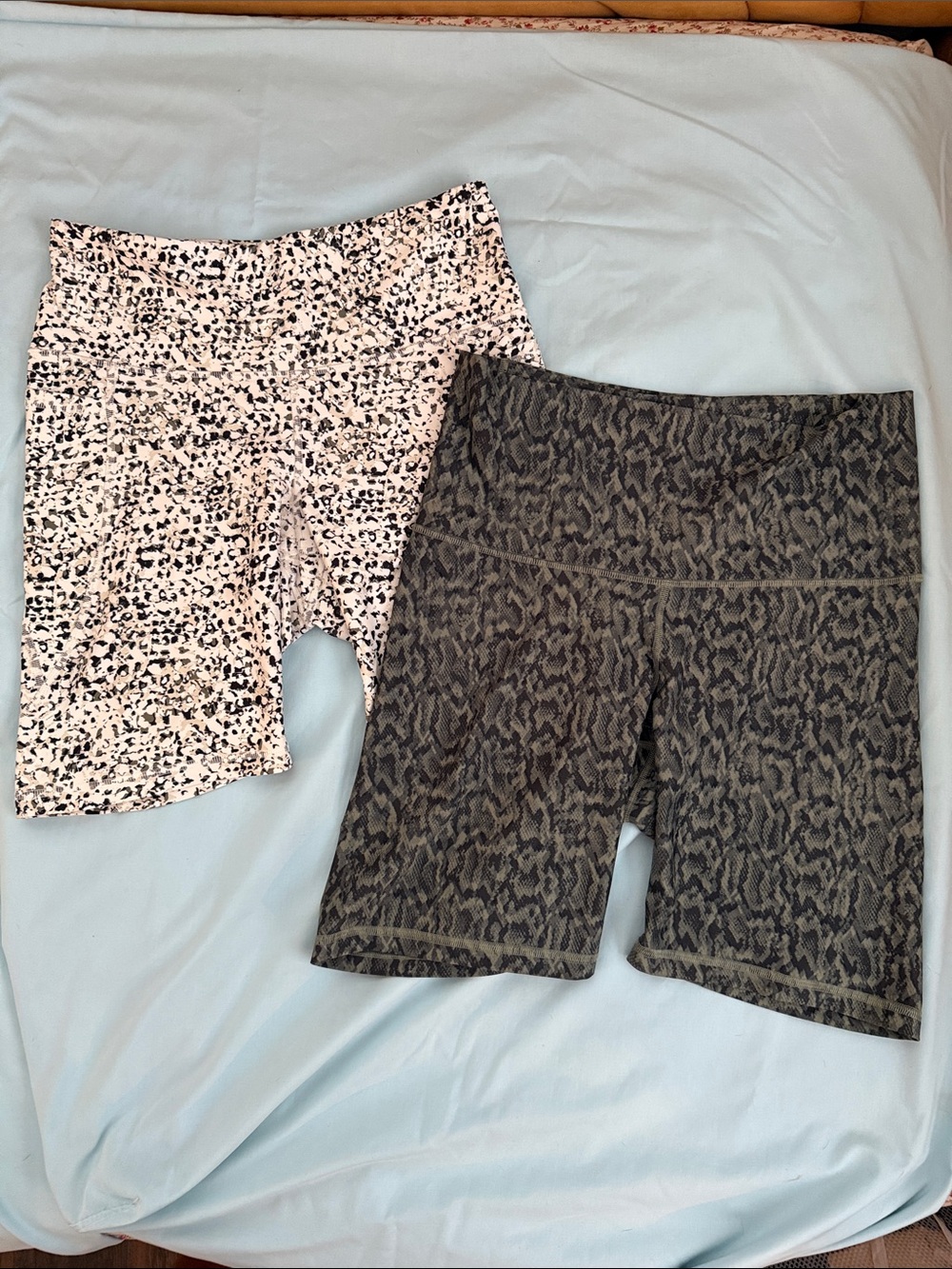 Old Navy Active Speckle and Olive Abstract Bike Shorts Duo